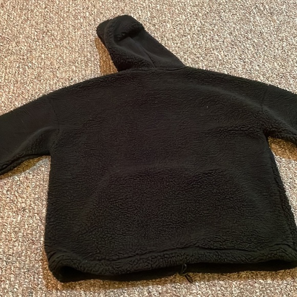 Women’s Like New Fashion Nova Fuzzy Warm Black Sweater - Picture 6 of 6